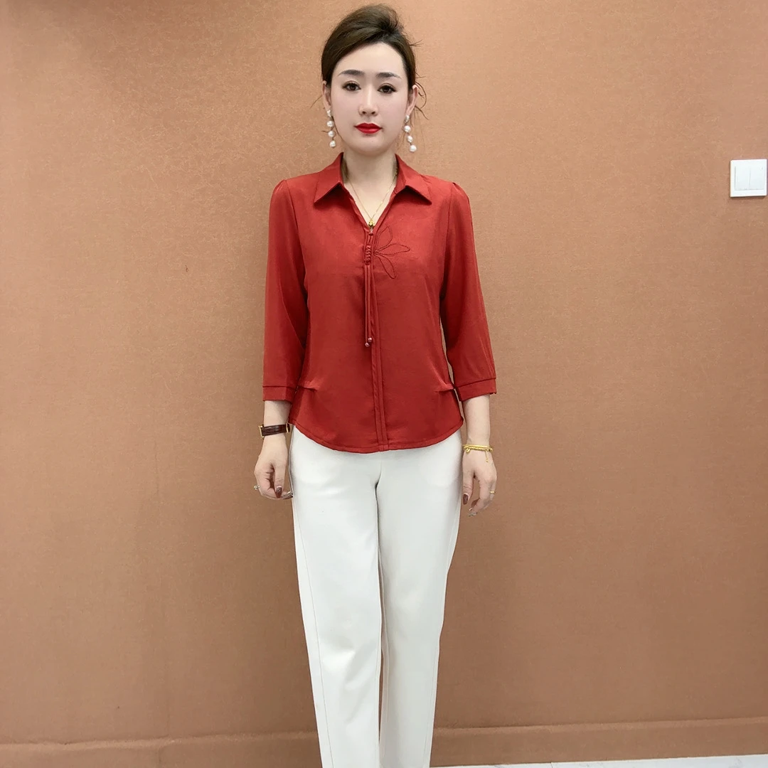 2025新款显瘦气质衬衫八分袖蝴蝶花洋气时尚妈妈装衬衣宽松