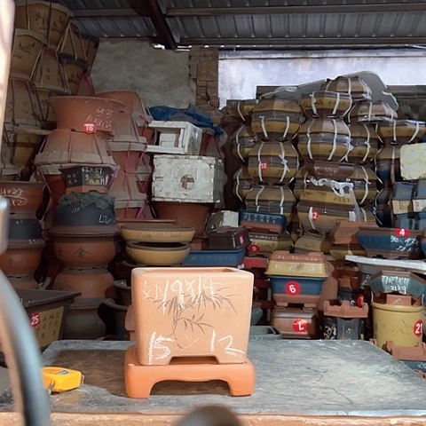 紫砂花盆四方一个