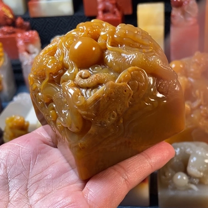 巴林石印石柏*福黄洞