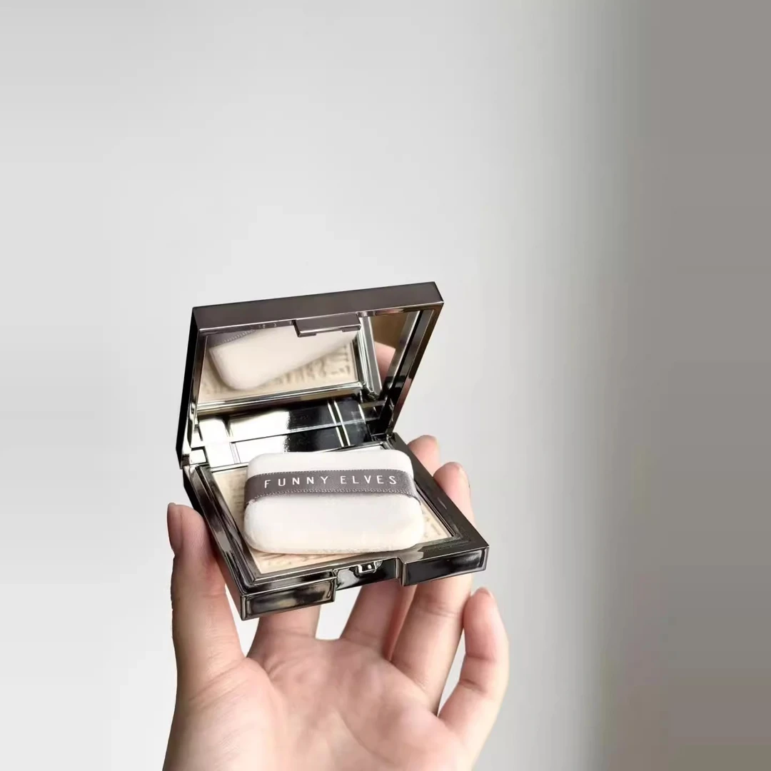 funnyelves方里粉饼定妆粉柔焦蜜粉定妆学生控油干皮补妆正品
