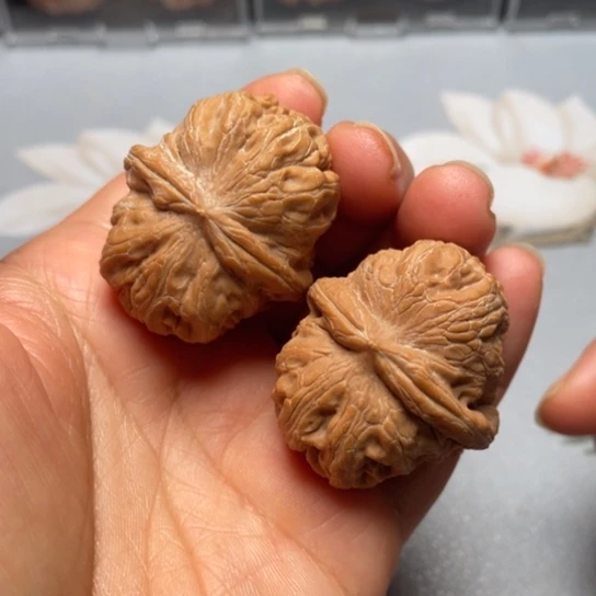 【闪购商品】把件文玩核桃元宝………