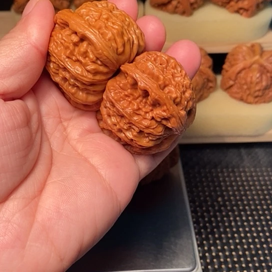 ****央文玩核桃吊坠核桃