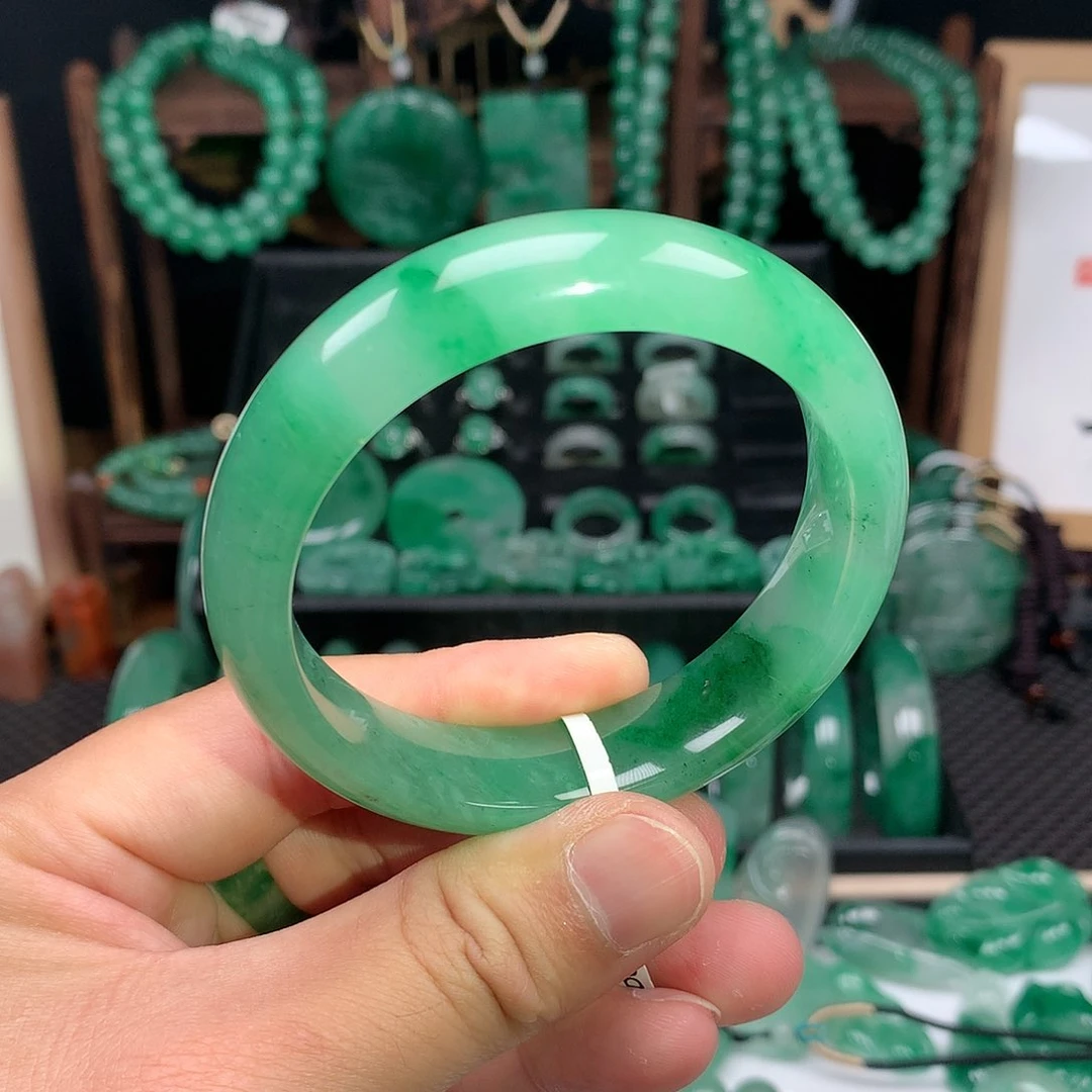 石英质玉手镯未镶嵌圈口57.6