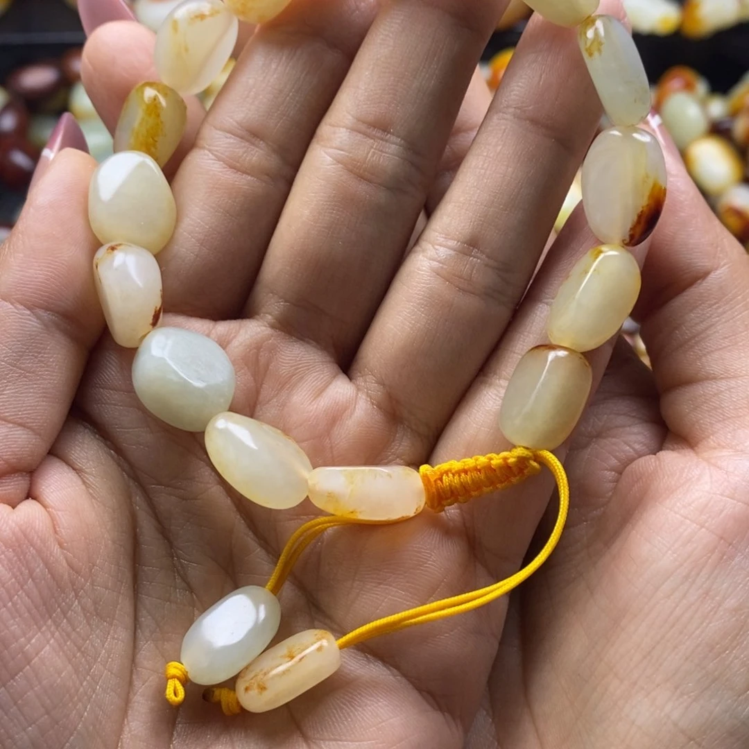 手链未镶嵌和田玉自****人