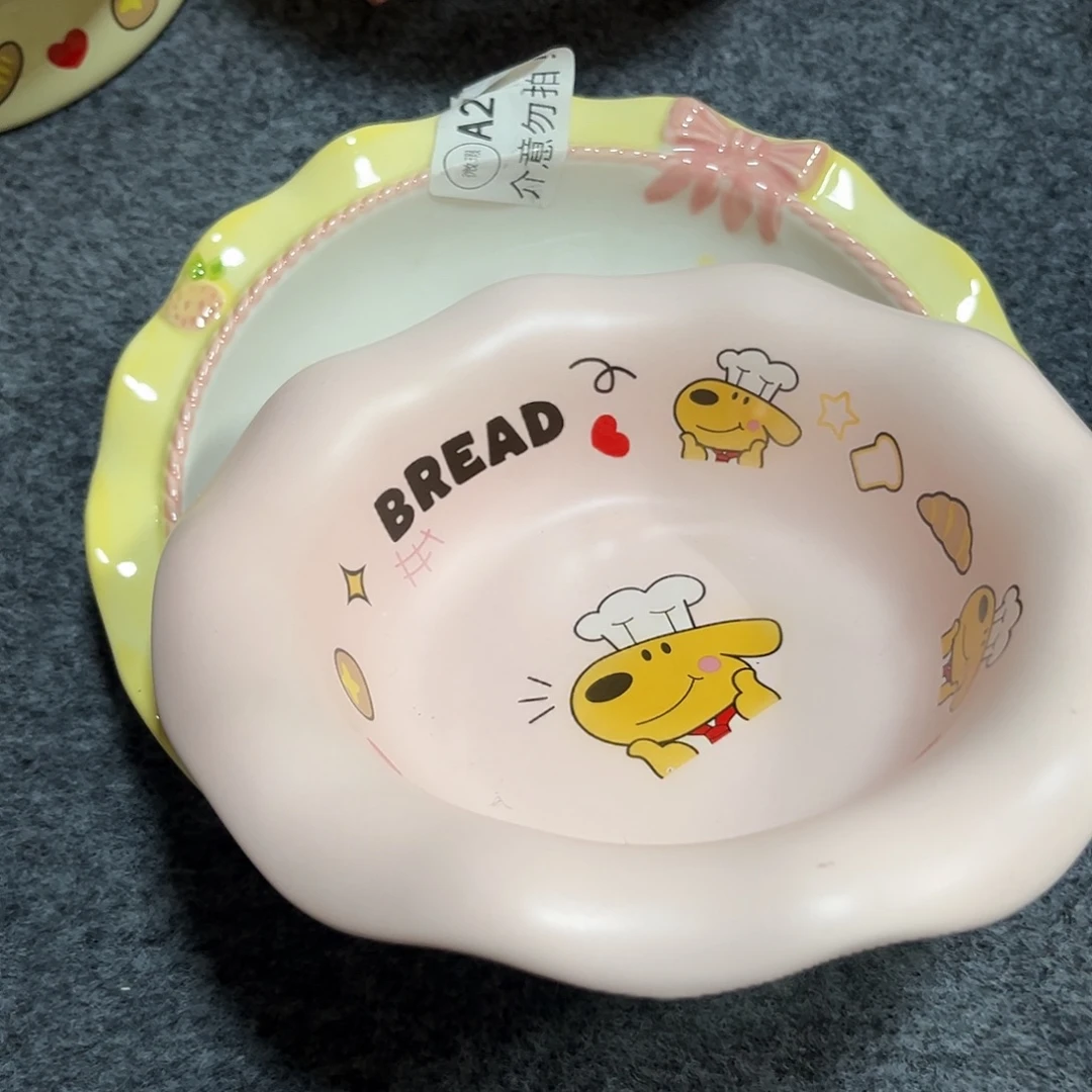 陶瓷2个盘子蝴蝶结微瑕