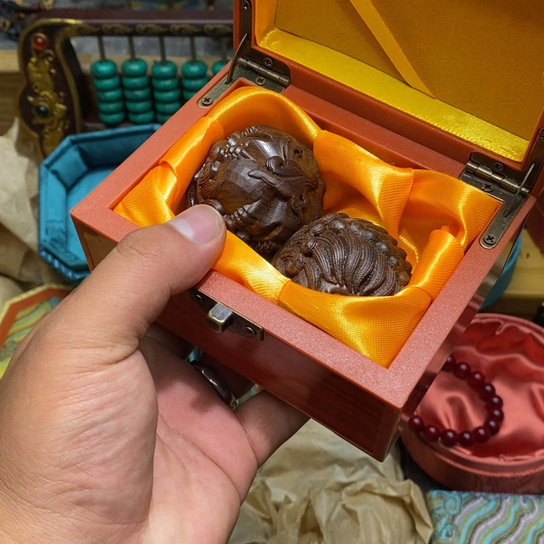 大叶紫檀（黑酸枝木类）