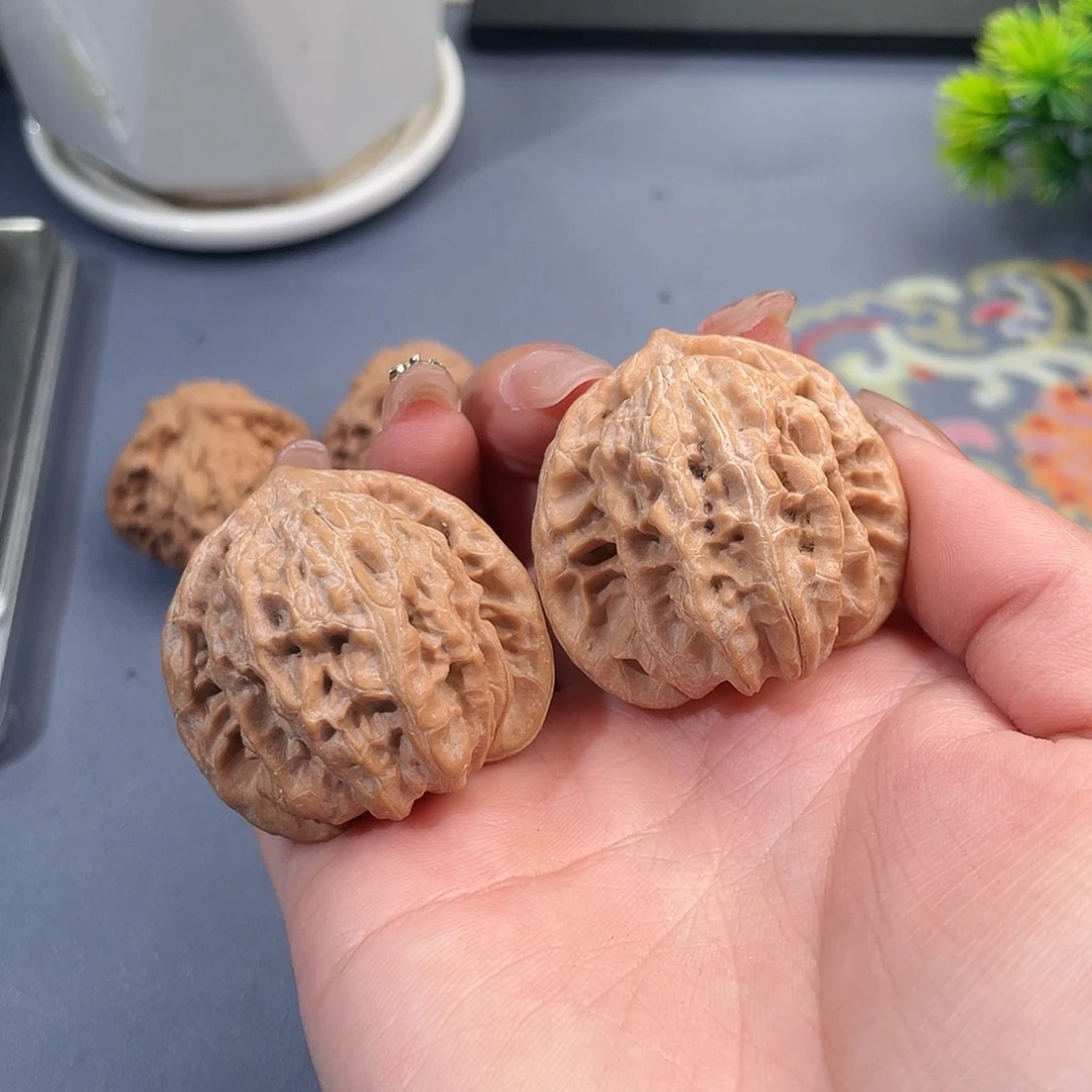 文玩核桃把件霞云岭39 s3团