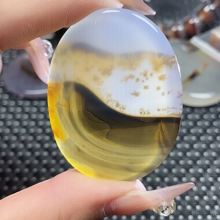 未镶嵌颈饰玛瑙/玉髓