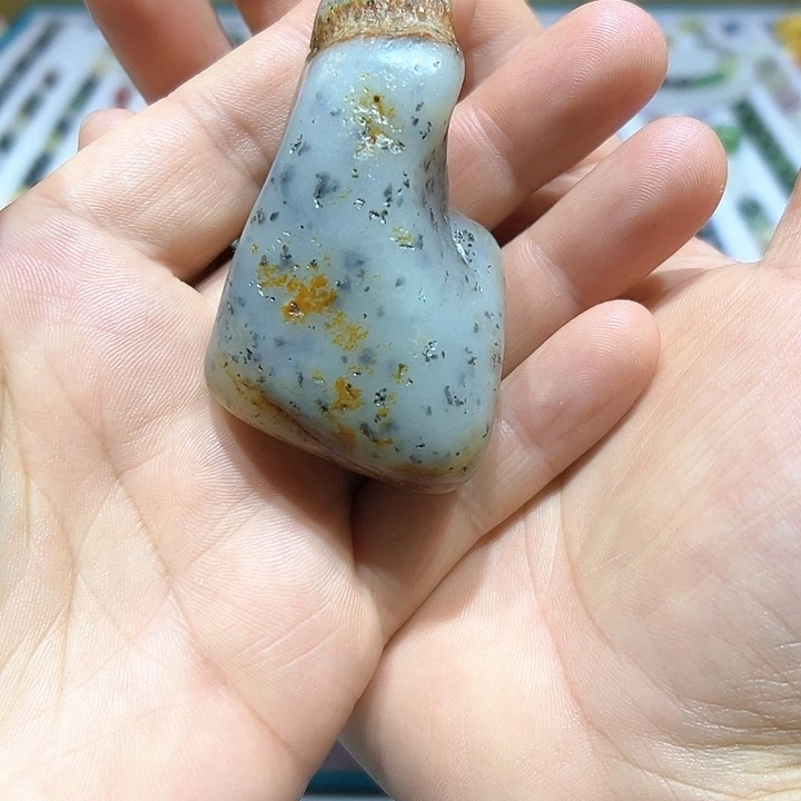 困***江颈饰未镶嵌和田玉