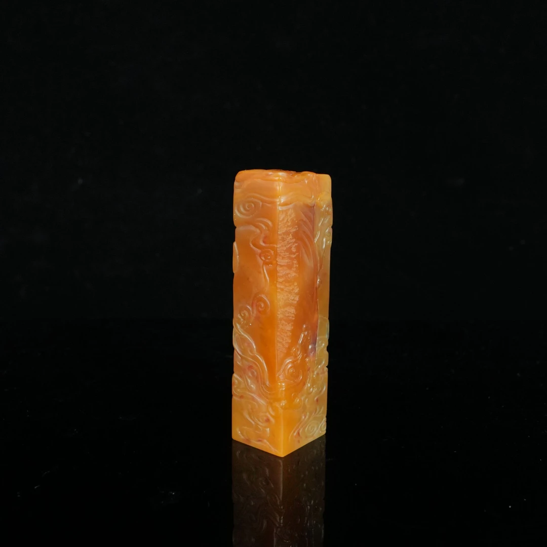 DY-B5775 寿山石田黄龙跃云津印章 22*19*79mm82.75g