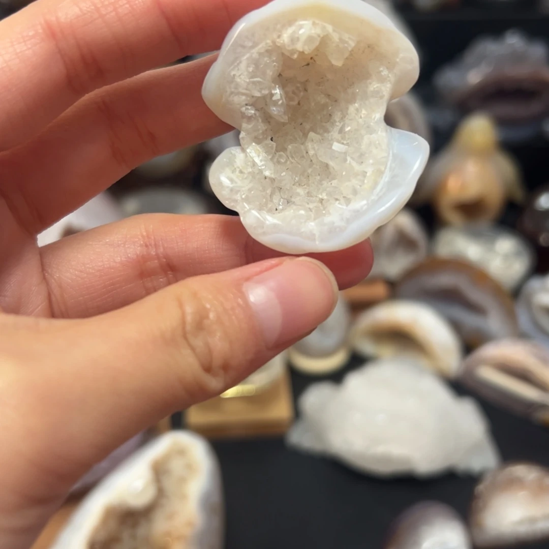 玛瑙/玉髓未镶嵌珠宝半成品