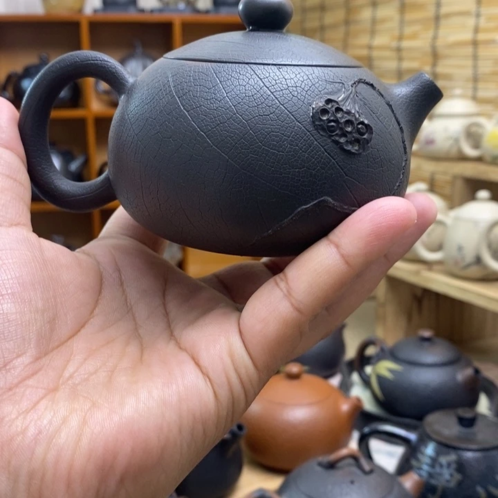 云南建水紫陶莲蓬