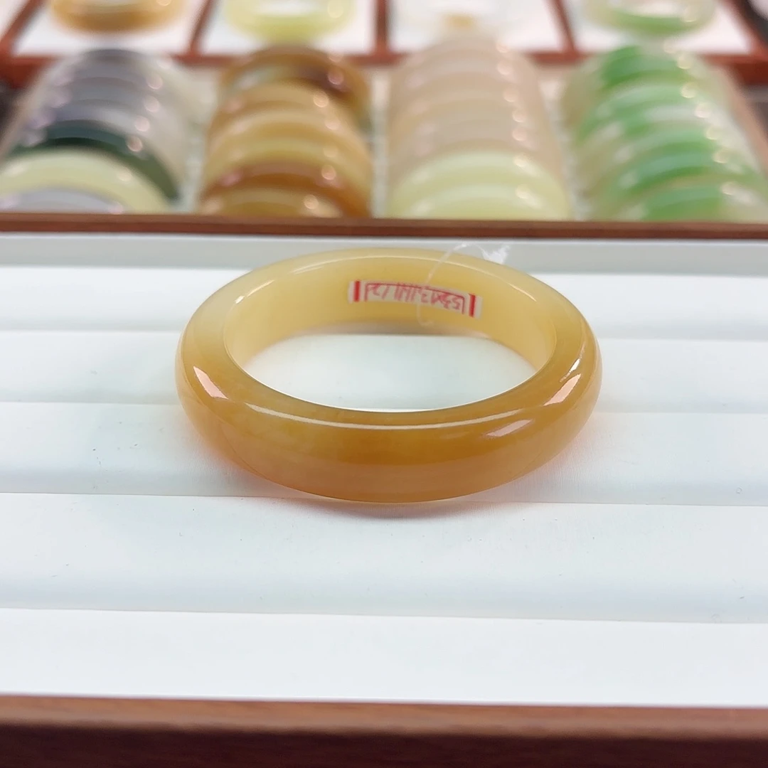 和田玉未镶嵌手镯【橘红糖半山水】