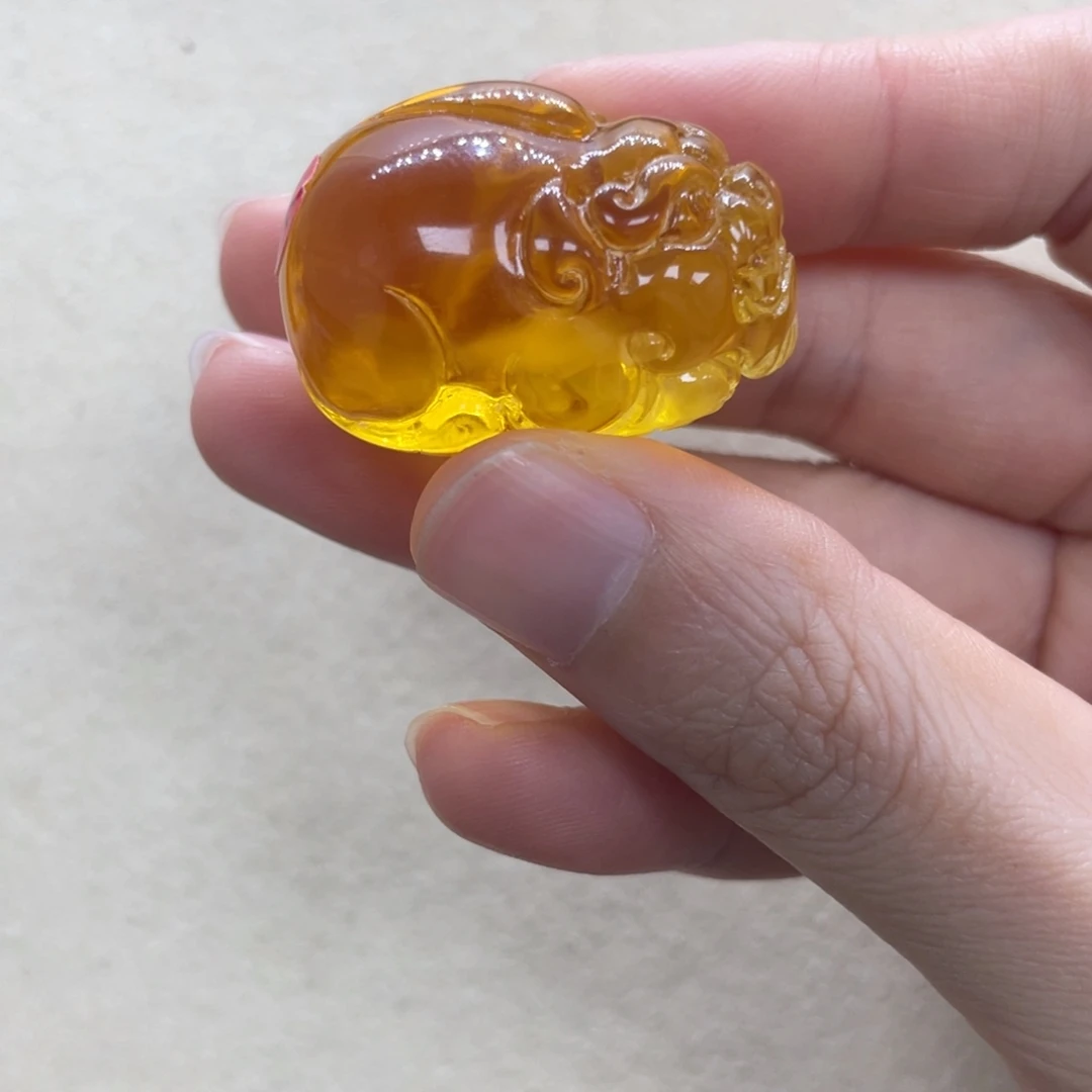 琥珀未镶嵌裸石天然琥珀俄料金珀貔貅