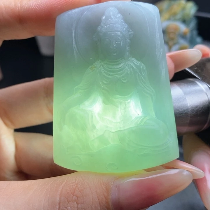定制翡翠未镶嵌观音