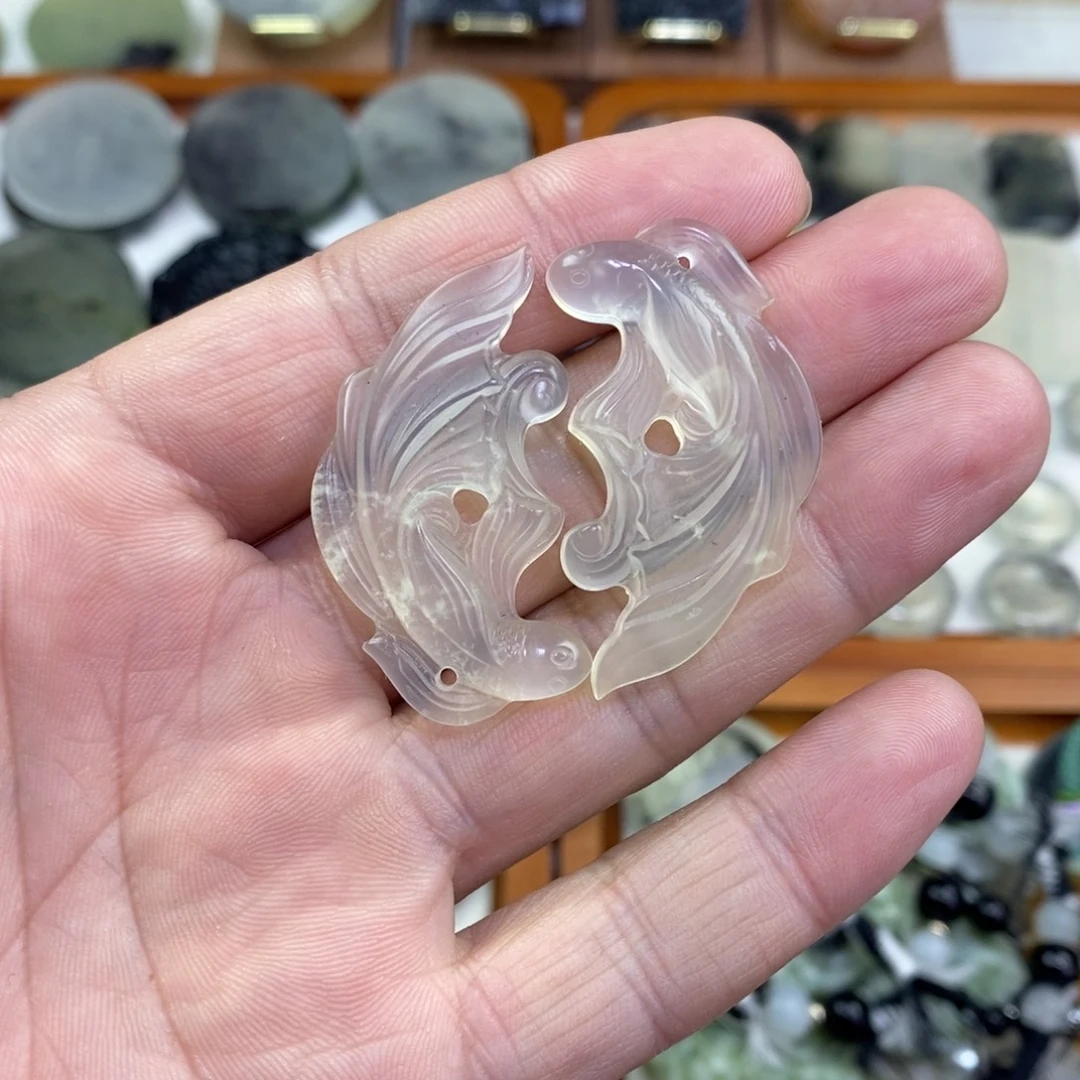 岫玉未镶嵌颈饰岫玉双鱼吊坠