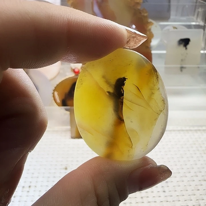 玛瑙/玉髓未镶嵌珠宝奇石