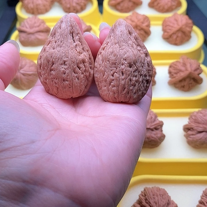 文玩核桃吊坠鸭嘴兽