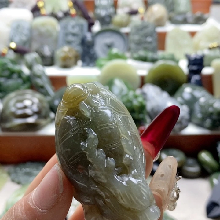 和田玉颈饰足银镶嵌