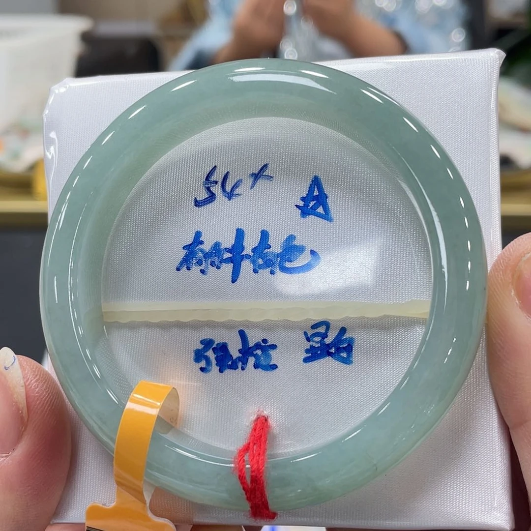 未镶嵌手镯翡翠翡翠