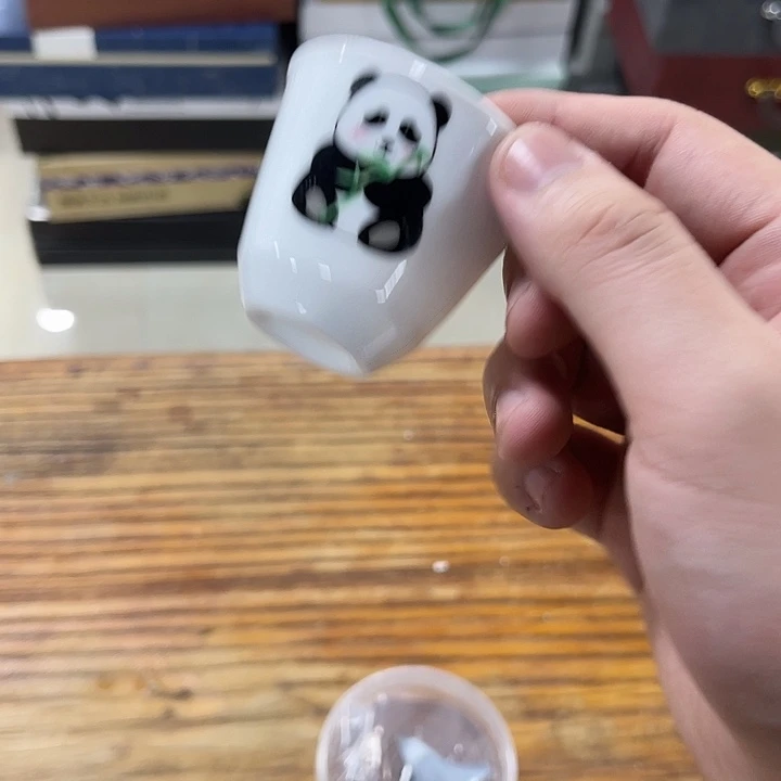 孤品茶具套装等。