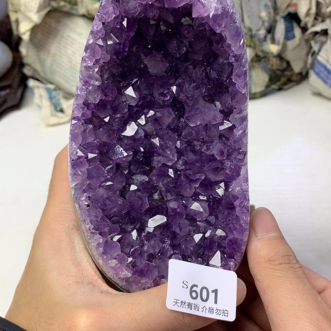 水晶大型摆件（非配饰）未镶嵌浅****?