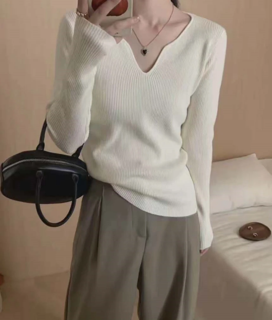 Manmi   剪刀领螺纹打底针织毛衣  4177