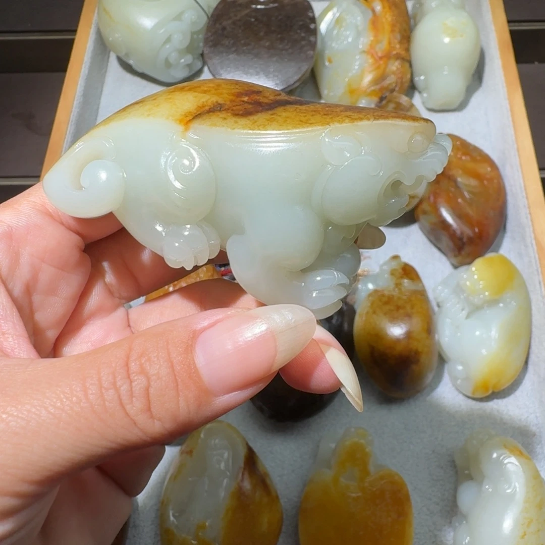 和田玉未镶嵌吊坠(不含链)