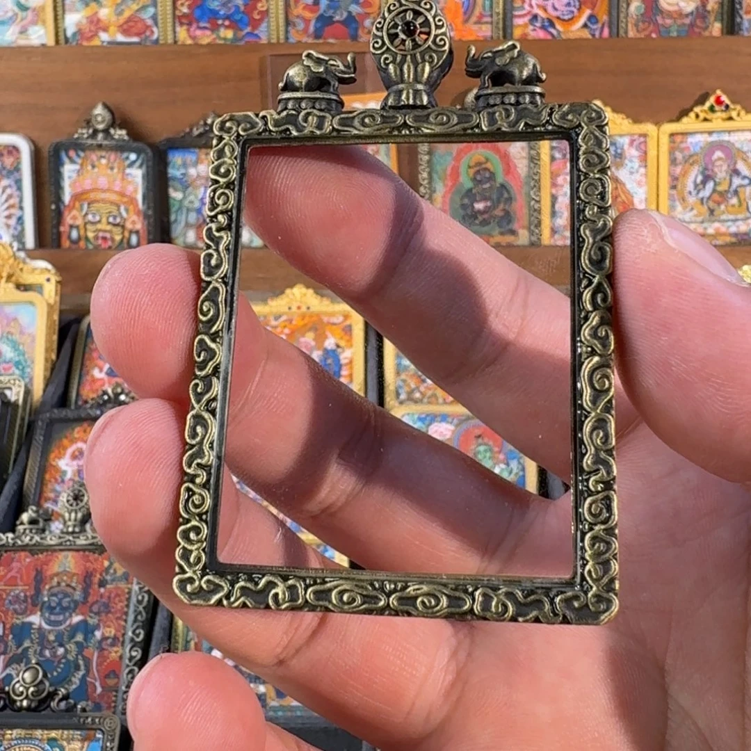 剑***3吊坠热贡纯手绘唐卡壳