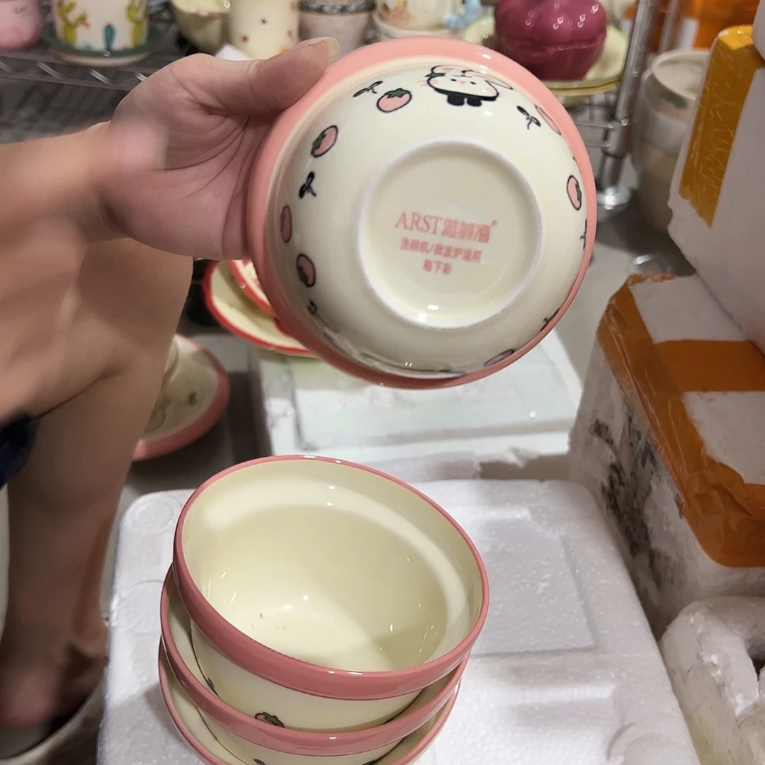 瓷片兔子4.75寸4个微瑕