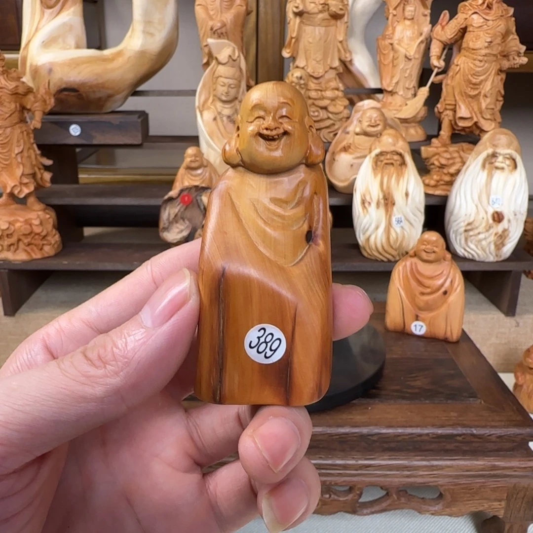 崖柏小木匠艺雕一物一拍