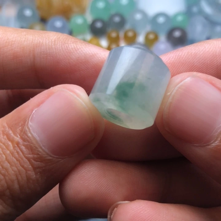 未镶嵌定制翡翠挂件