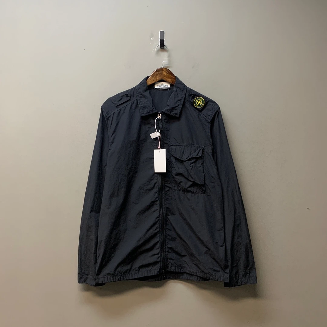 Stone island 石头岛/01165/ 黑色尼龙肩章外套 尺码L