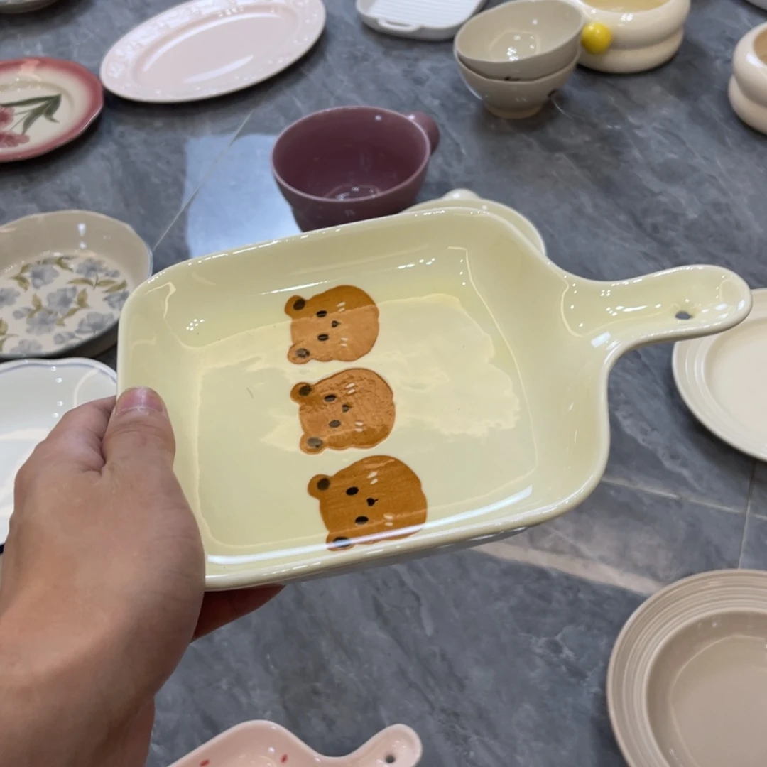 陶瓷微瑕餐具介意勿拍，满18飞！