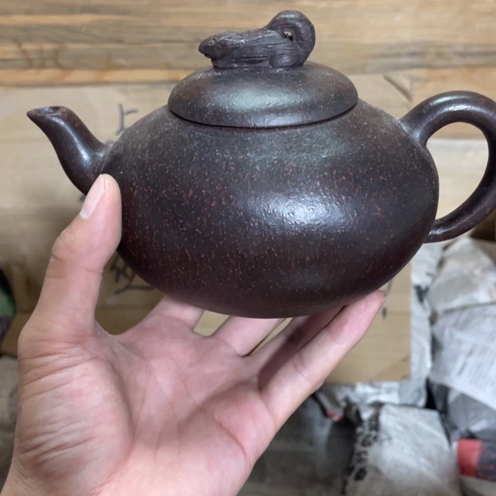 茶壶紫砂老厂紫砂壶一件。