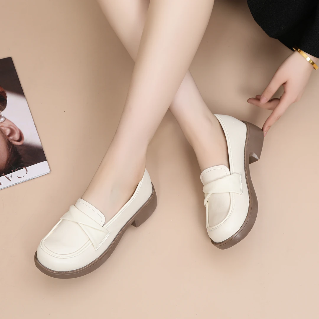 【朵苮品牌】乐福鞋女2025春季新款防滑一脚蹬平底单鞋英伦风小皮鞋