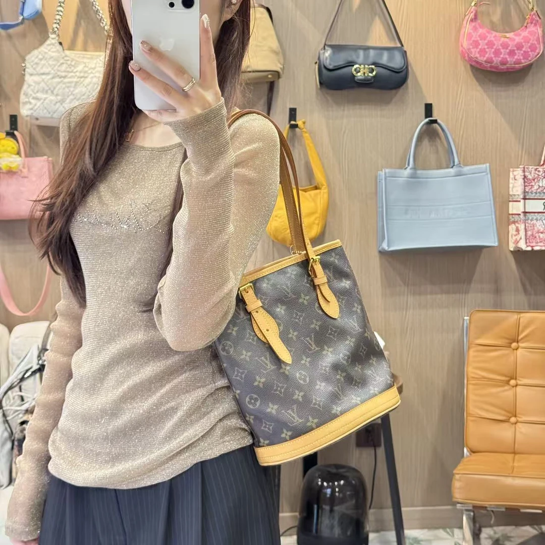 95新 LouisVuitton/路易威登 L239经典老花单肩水桶包包95新