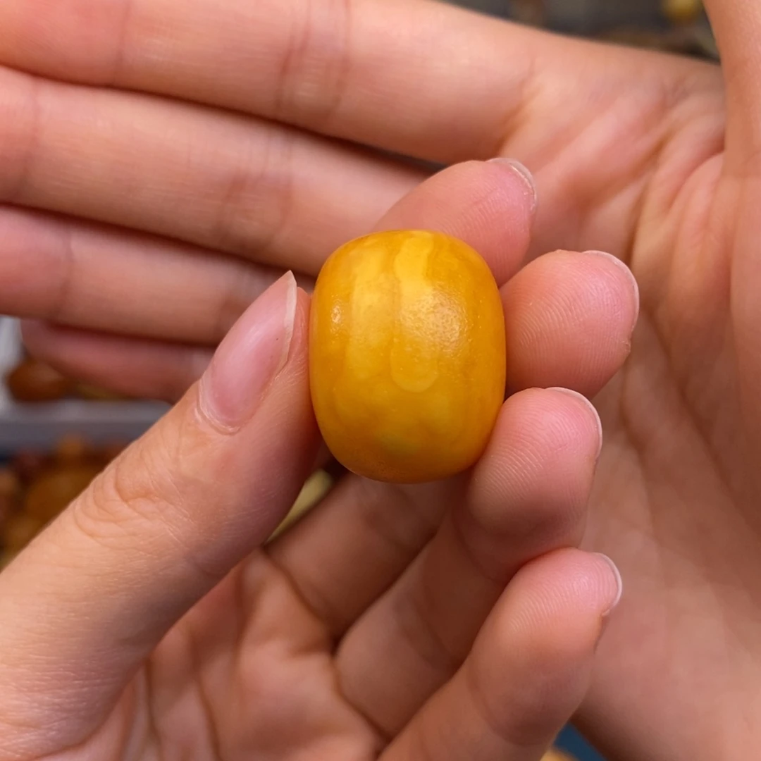 未镶嵌琥珀裸石L*y蜜蜡M
