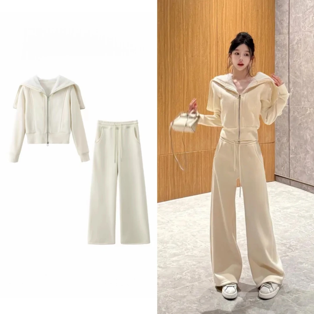 「依凡芙」 星澜梦遇冬季加绒新款修身仿貂毛连帽套装JY991A