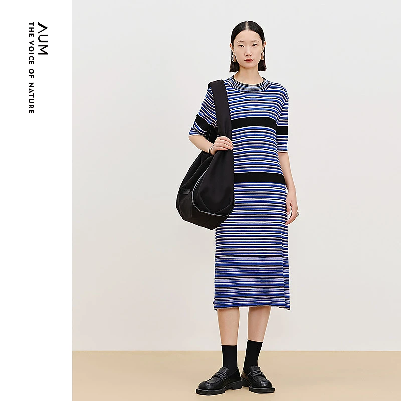 AUM新款多彩条纹时尚连衣裙MCFZ1L01M