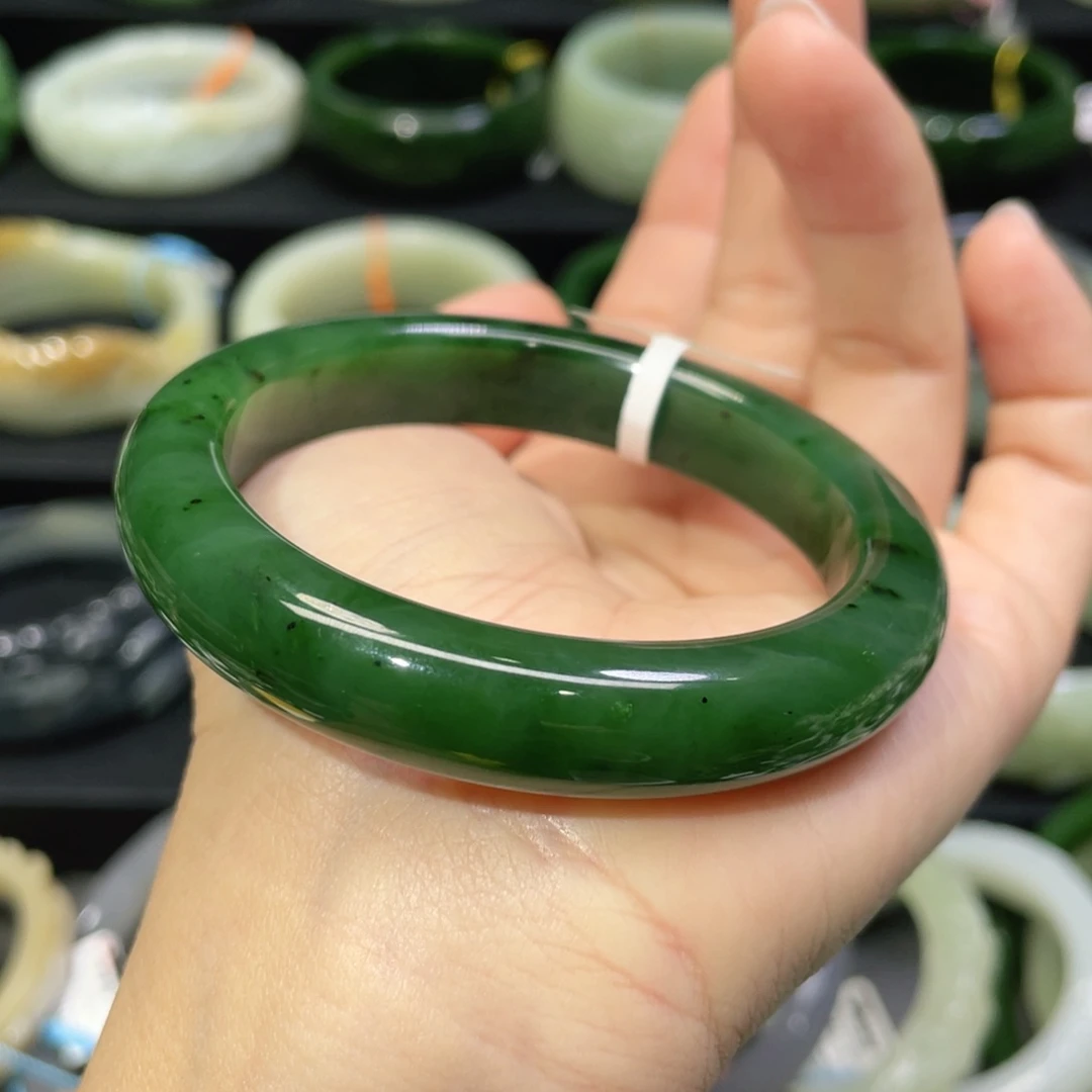 未镶嵌手镯和田玉8