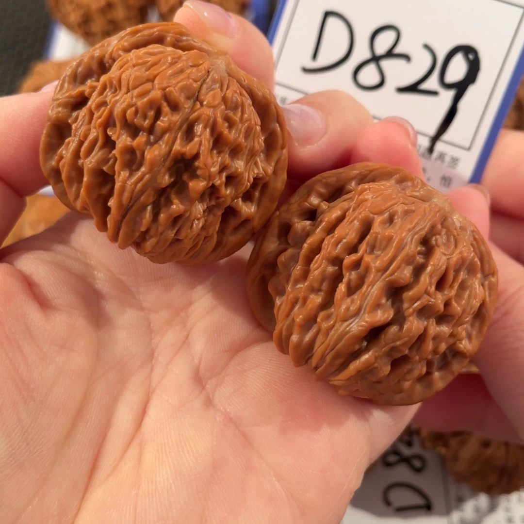 文玩核桃把件D827四座楼40
