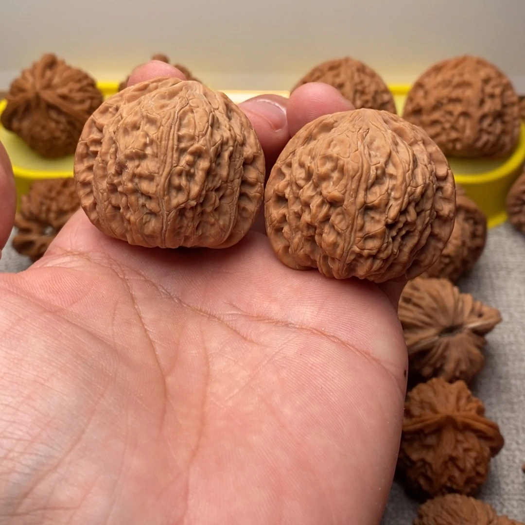 吊坠文玩核桃43绣球