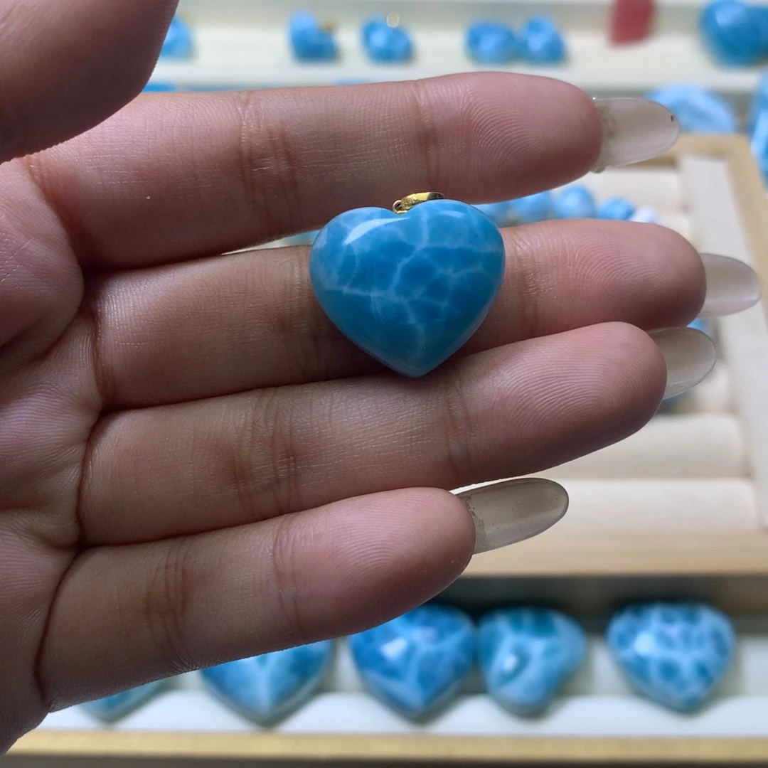 针钠钙石（海纹石）未镶嵌珠宝半成品言*酒