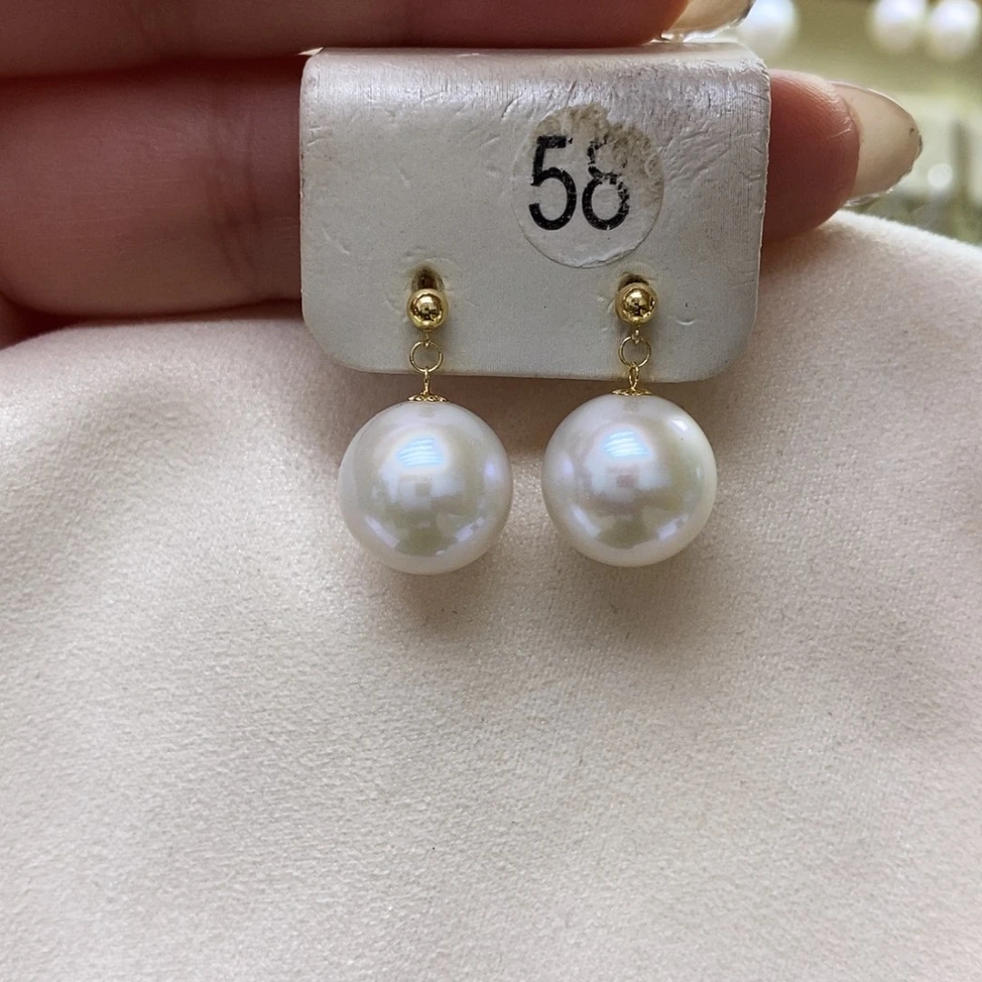 淡水珍珠18K金镶嵌耳饰