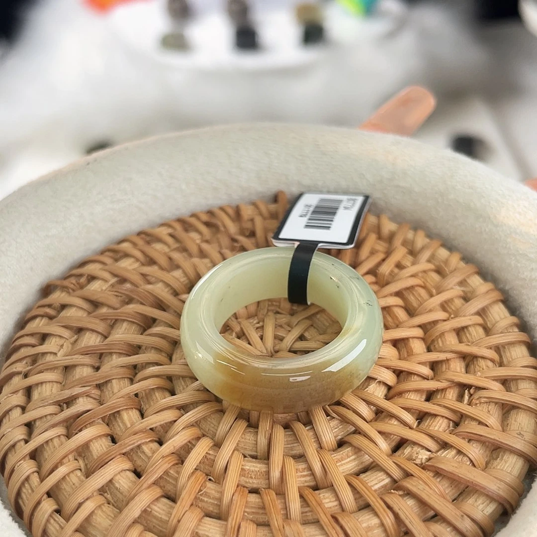 和田玉未镶嵌戒指c26一口糖泥鳅背18.7