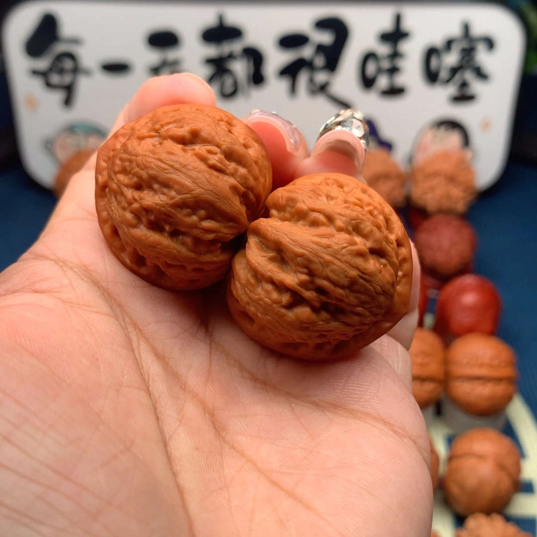 文玩核桃把件胖头陀