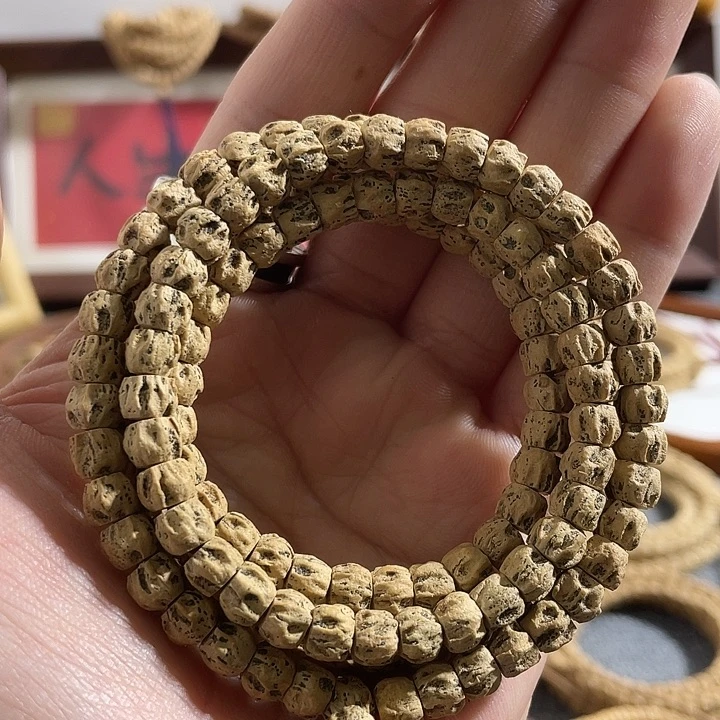 吊坠柏香籽/百香籽鬼脸狂野方块顺6+