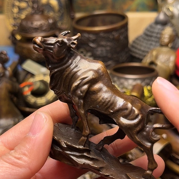 精美铜器批发档口