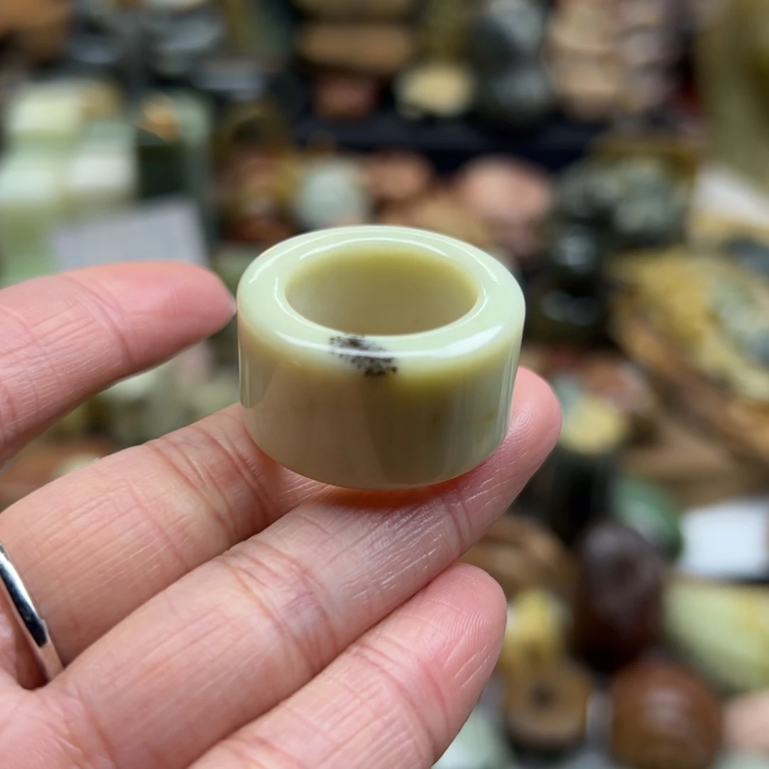 岫玉未镶嵌颈饰辽阳料扳指水草19.3